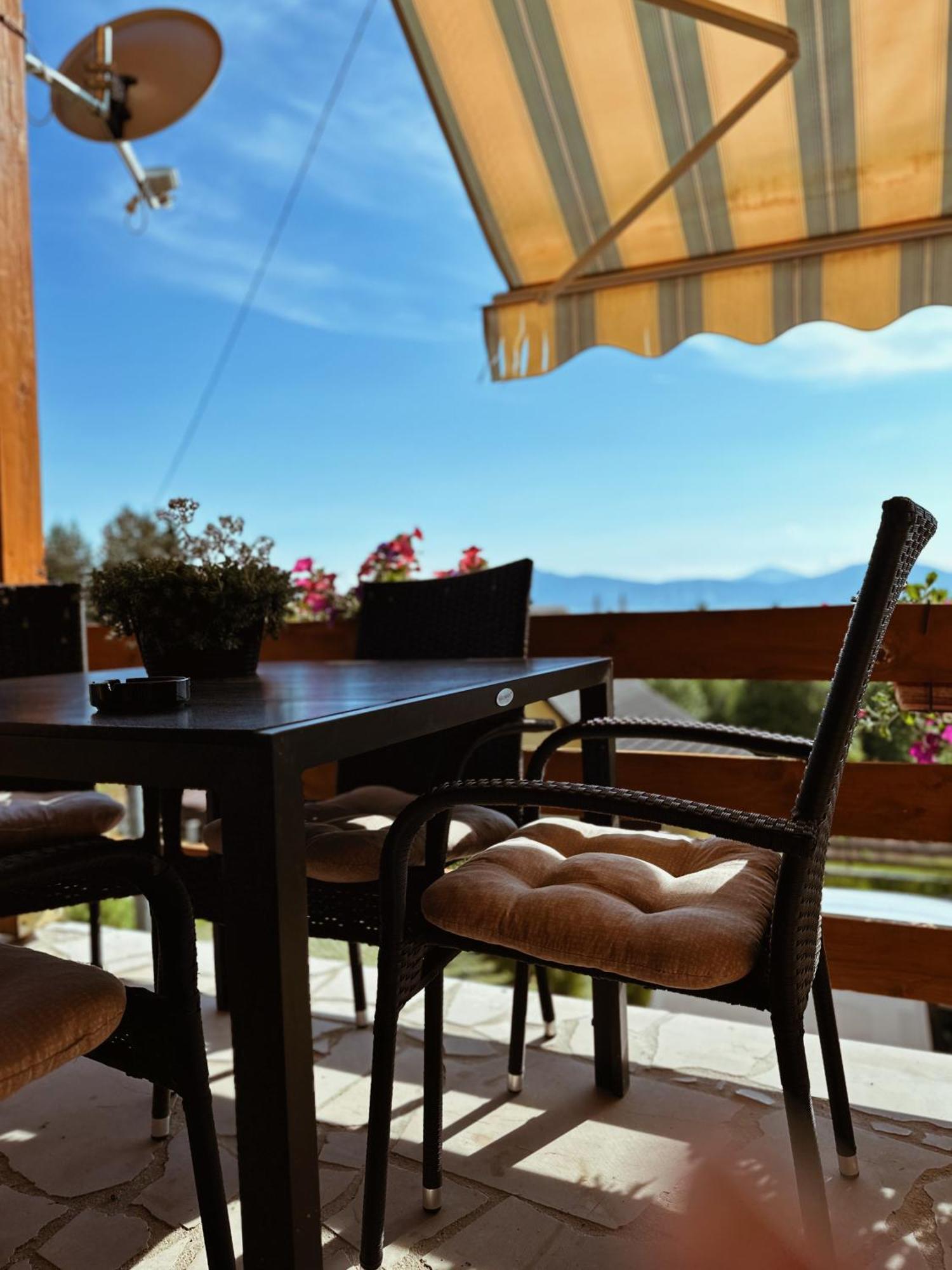 Casa Mia Resort คูเปรส ภายนอก รูปภาพ