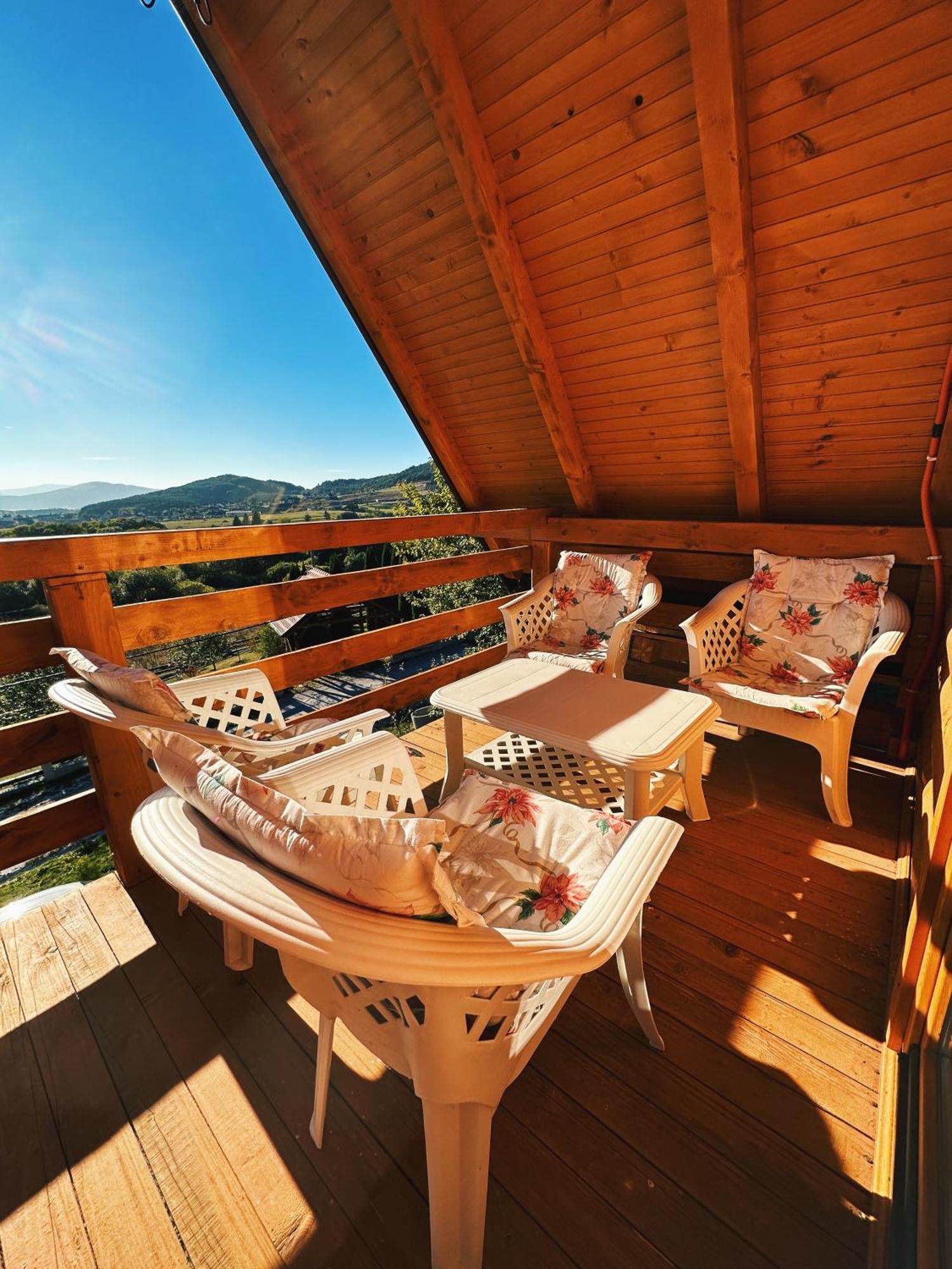 Casa Mia Resort คูเปรส ภายนอก รูปภาพ